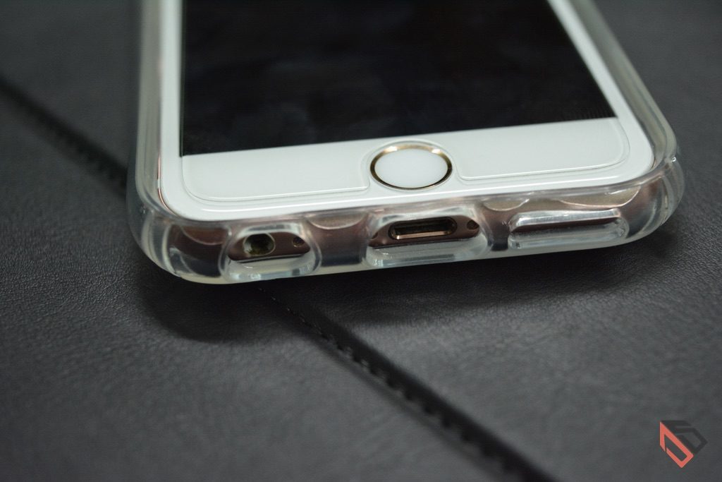 Speck_CandyShell_Clear_Case_10