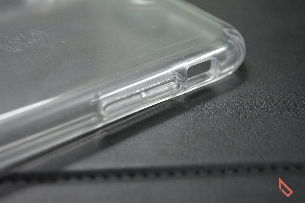 Speck_CandyShell_Clear_Case_5